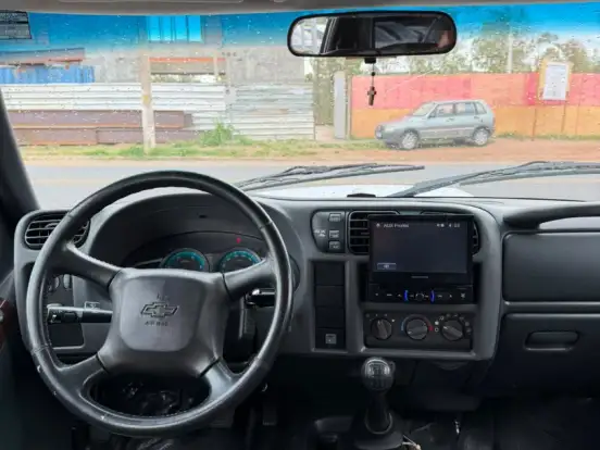 CHEVROLET-S10-2.8 EXECUTIVE 4X4 CD 12V TURBO ELECTRONIC INTERCOOLER DIESEL 4P MANUAL CHEVROLET-S10-2011