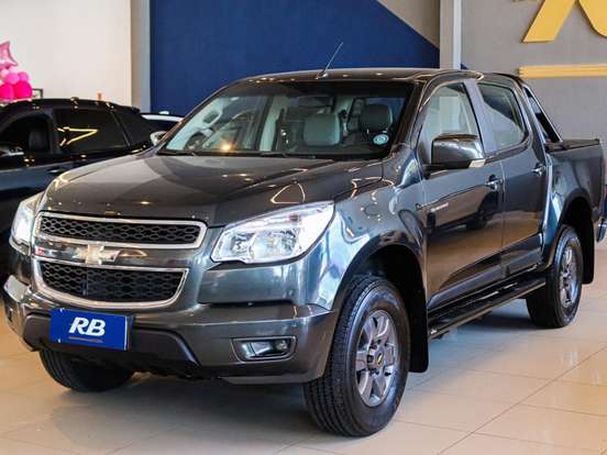 CHEVROLET-S10-2.4 ADVANTAGE 4X2 CD 8V FLEX 4P MANUAL CHEVROLET-S10-2015