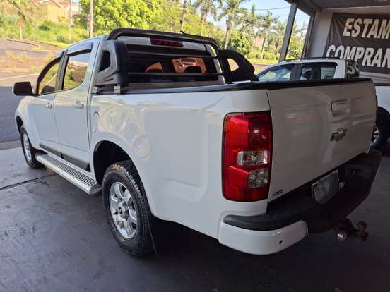 CHEVROLET-S10-2.4 LT 4X2 CD 8V FLEX 4P MANUAL CHEVROLET-S10-2013