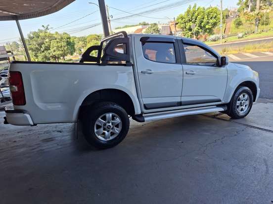 CHEVROLET-S10-2.4 LT 4X2 CD 8V FLEX 4P MANUAL CHEVROLET-S10-2013
