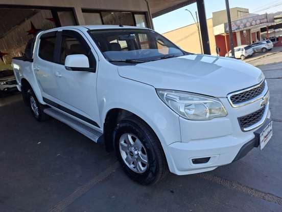 CHEVROLET-S10-2.4 LT 4X2 CD 8V FLEX 4P MANUAL CHEVROLET-S10-2013