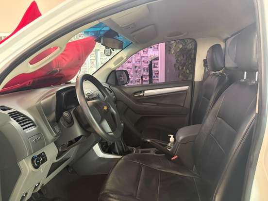 CHEVROLET-S10-2.4 MPFI LT 4X2 CS 8V FLEX 2P MANUAL CHEVROLET-S10-2012