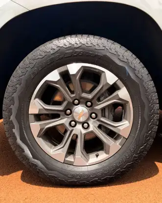 CHEVROLET-SILVERADO-2025