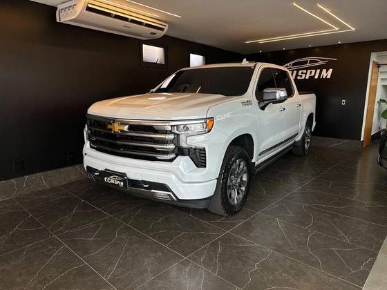 CHEVROLET SILVERADO 5.3 V8 GASOLINA 1500 HIGH COUNTRY 4X4 AUTOMÁTICO