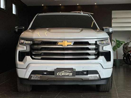 CHEVROLET-SILVERADO-2025