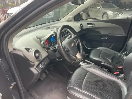 CHEVROLET-SONIC-1.6 LT 16V FLEX 4P AUTOMÁTICO CHEVROLET-SONIC-2013