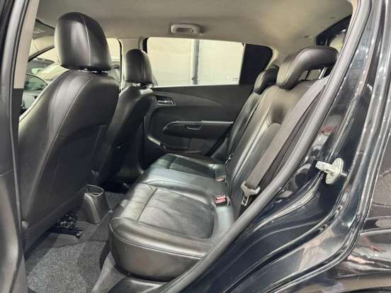 CHEVROLET-SONIC-1.6 LTZ 16V FLEX 4P AUTOMÁTICO CHEVROLET-SONIC-2013