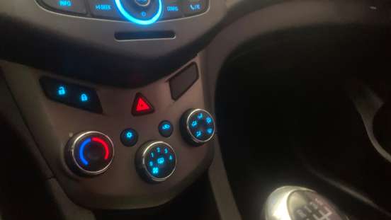 CHEVROLET-SONIC-1.6 LTZ SEDAN 16V FLEX 4P MANUAL CHEVROLET-SONIC-2012