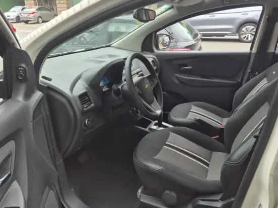 CHEVROLET-SPIN-1.8 ACTIV 8V FLEX 4P AUTOMÁTICO CHEVROLET-SPIN-2018