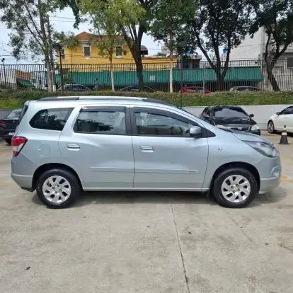 CHEVROLET-SPIN-2012