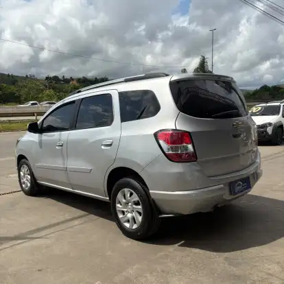 CHEVROLET-SPIN-2017