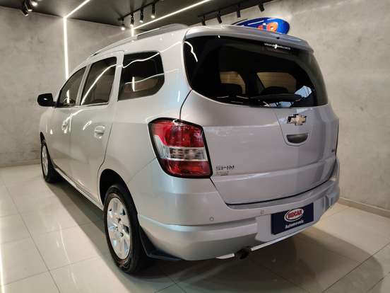 CHEVROLET-SPIN-2016