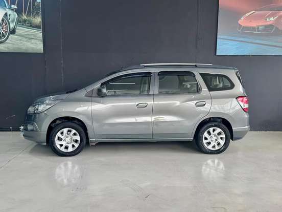 CHEVROLET-SPIN-2013
