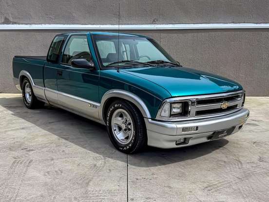 CHEVROLET-SS-1995