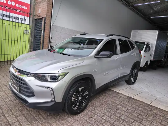 CHEVROLET-TRACKER-2021