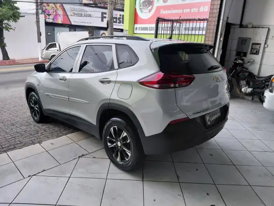 CHEVROLET-TRACKER-2021