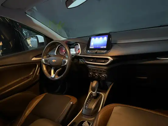 CHEVROLET-TRACKER-2021