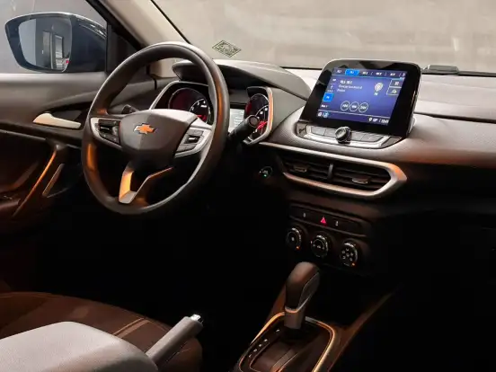 CHEVROLET-TRACKER-2023