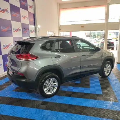 CHEVROLET-TRACKER-2022