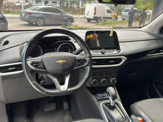 CHEVROLET-TRACKER-2021