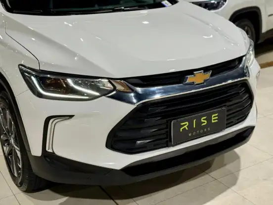CHEVROLET-TRACKER-2023