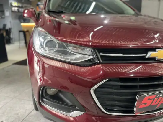 CHEVROLET-TRACKER-2017