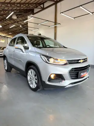 CHEVROLET-TRACKER-2018