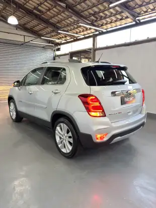 CHEVROLET-TRACKER-2018