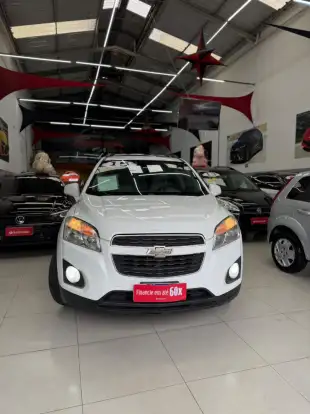 CHEVROLET-TRACKER-2015