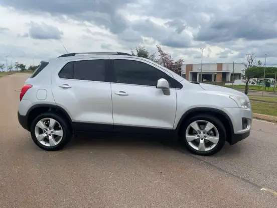 CHEVROLET-TRACKER-2014