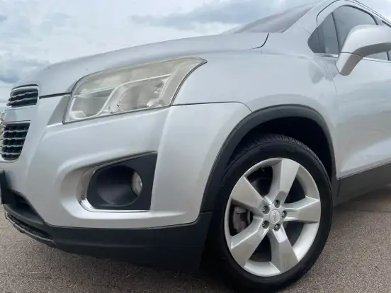 CHEVROLET-TRACKER-2014
