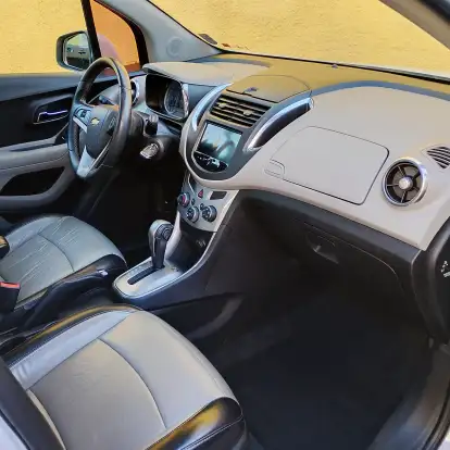 CHEVROLET-TRACKER-2014