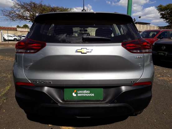 CHEVROLET-TRACKER-2024