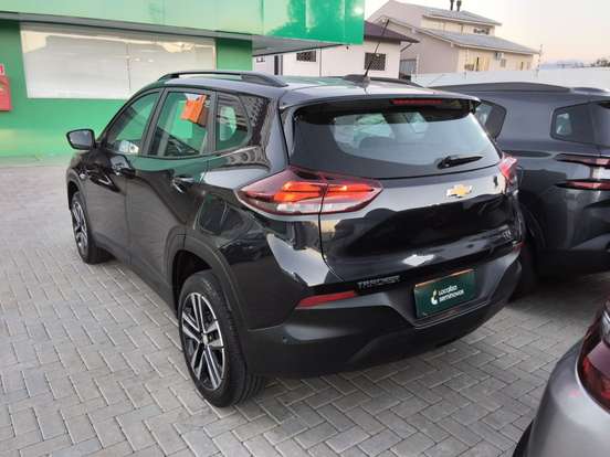 CHEVROLET-TRACKER-2024