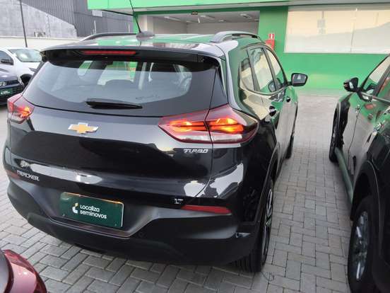 CHEVROLET-TRACKER-2024
