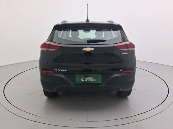CHEVROLET-TRACKER-2024