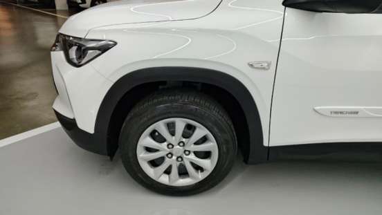 CHEVROLET-TRACKER-2024