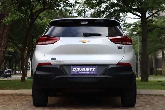 CHEVROLET-TRACKER-2022