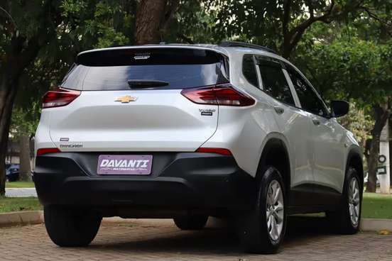 CHEVROLET-TRACKER-2022