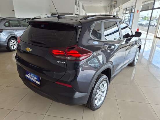 CHEVROLET-TRACKER-2024