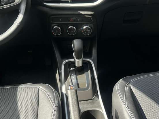 CHEVROLET-TRACKER-2024