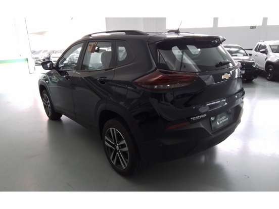 CHEVROLET-TRACKER-2023