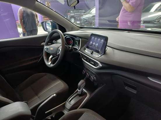 CHEVROLET-TRACKER-2025