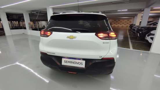 CHEVROLET-TRACKER-2022
