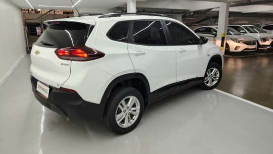 CHEVROLET-TRACKER-2022
