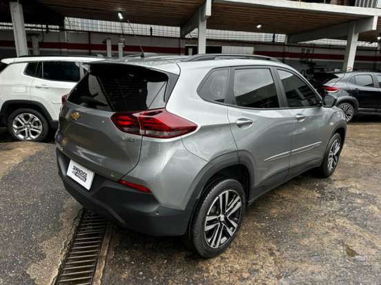 CHEVROLET-TRACKER-2023