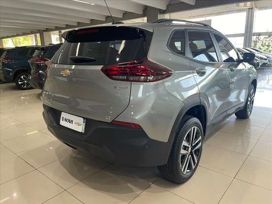 CHEVROLET-TRACKER-2024