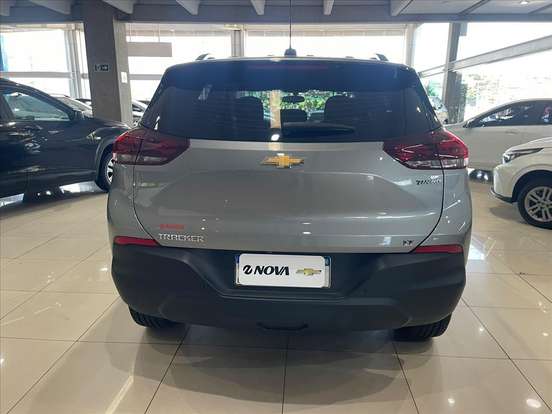 CHEVROLET-TRACKER-2024