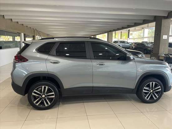 CHEVROLET-TRACKER-2024