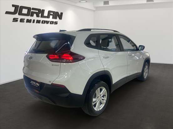 CHEVROLET-TRACKER-2022